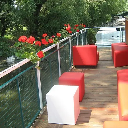 Gasthof Jahting Klub Kej Belgrad